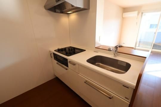 �y���̑��z�@301�L�b�`��