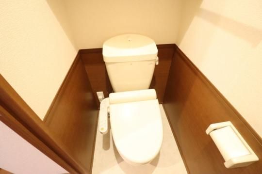 �y���̑��z�@301�g�C��