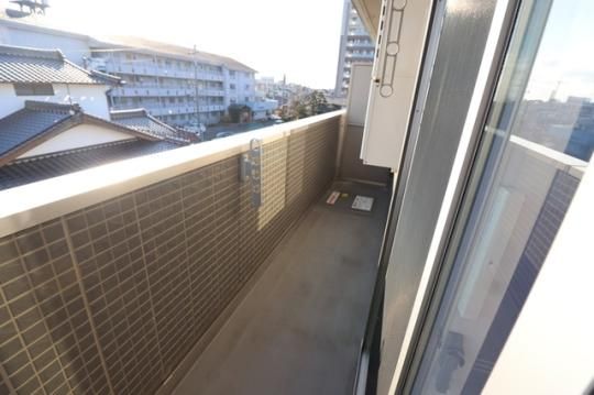 �y���̑��z�@301�o���R�j�[