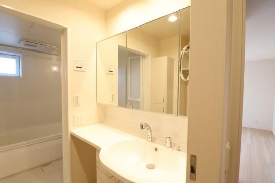 �y���̑��z�@301���ʉ��ϑ�