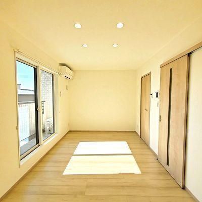 �y���̑��z�@���r���O