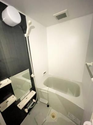 �y���̑��z�@�o�X�^�V�����[