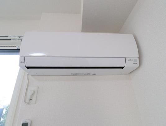 �y���̑��z�@303���@�G�A�R��