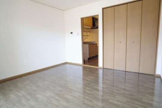 �y���̑��z�@���r���O