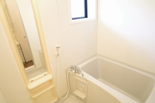 �y���̑��z�@�o�X�^�V�����[