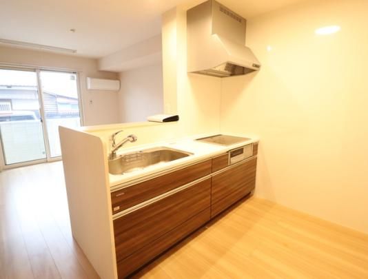 �y���̑��z�@�L�b�`���@101