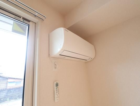 �y���̑��z�@�G�A�R���@101