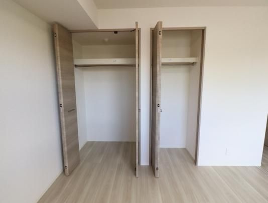 �y���̑��z�@106�@�N���[�[�b�g