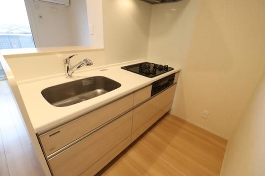 �y���̑��z�@303�@�L�b�`��