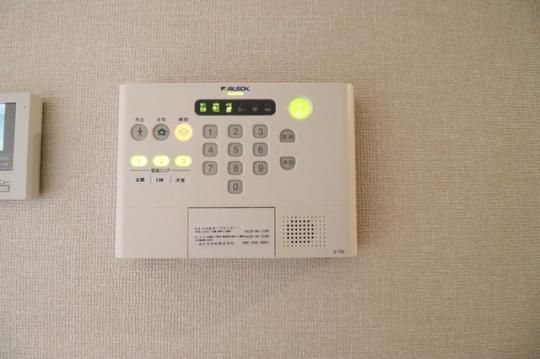 �y���̑��z�@303�@ALSOK�z�[���Z�L�����e�B