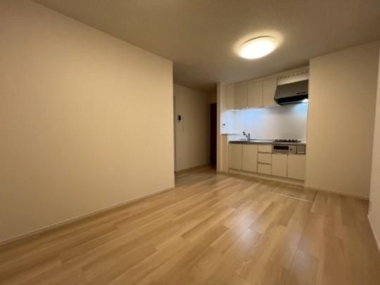 �y���̑��z�@���r���O