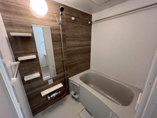 �y���̑��z�@�o�X�^�V�����[