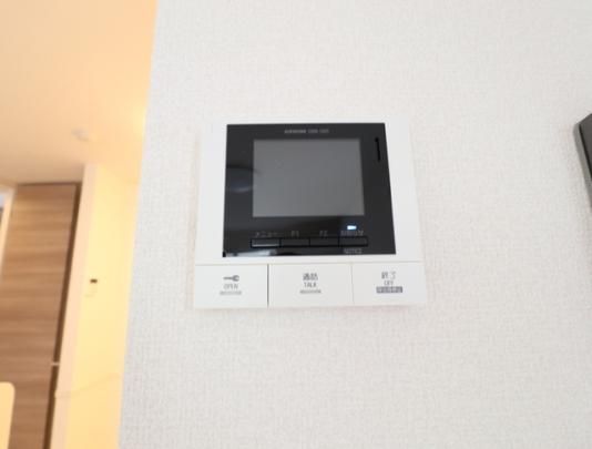 �y���̑��z�@201�@TV�C���^�[�z��