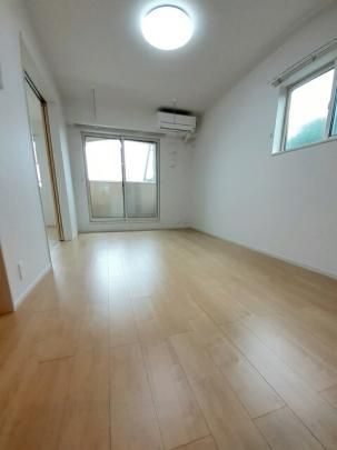 �y���̑��z�@���r���O