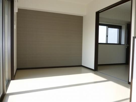 �y���̑��z�@���r���O