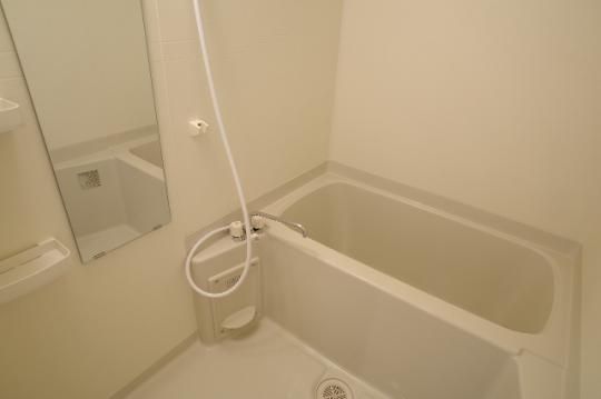 �y���̑��z�@�o�X�^�V�����[