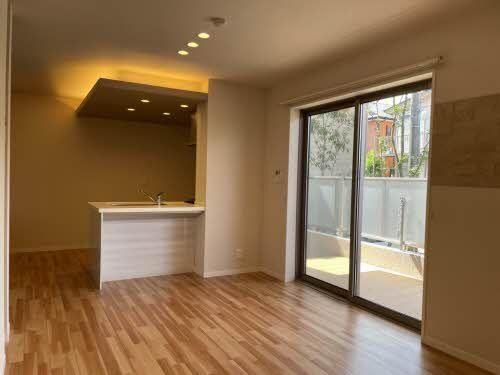 �y���̑��z�@���r���O