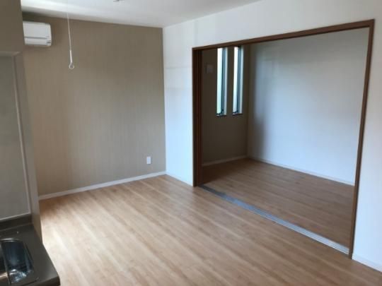 �y���̑��z�@���r���O