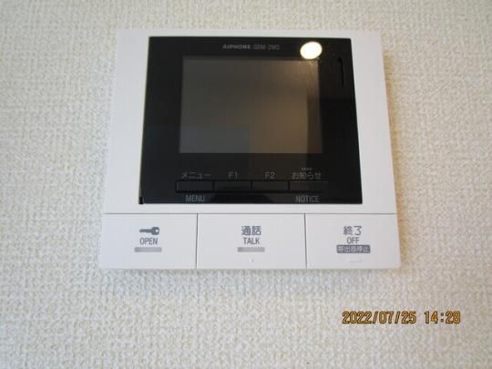 �y���̑��z�@101�@TV�C���^�[�z��