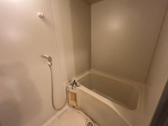 �y���̑��z�@�o�X�^�V�����[