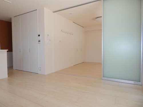 �y���̑��z�@�o���R�j�[