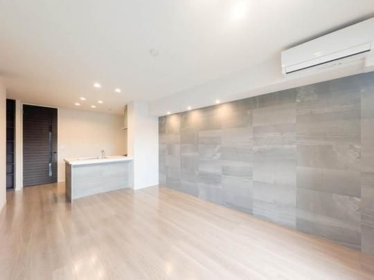 �y���̑��z�@���r���O