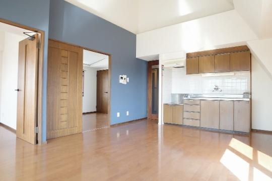 �y���̑��z�@���r���O