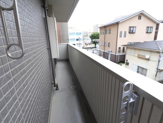 y̑z@303@oRj[