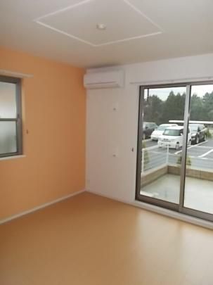 �y���̑��z�@���r���O