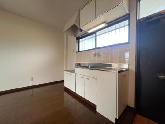 �y���̑��z�@�L�b�`��