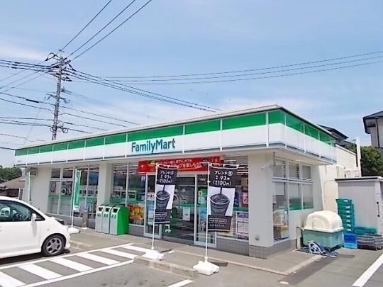 【周辺】　ファミリーマート八景水谷店：760m