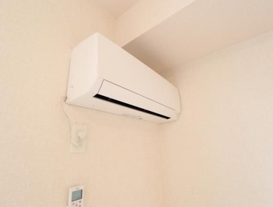 �y���̑��z�@B102�@�G�A�R��