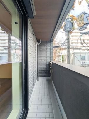 �y���̑��z�@�o���R�j�[