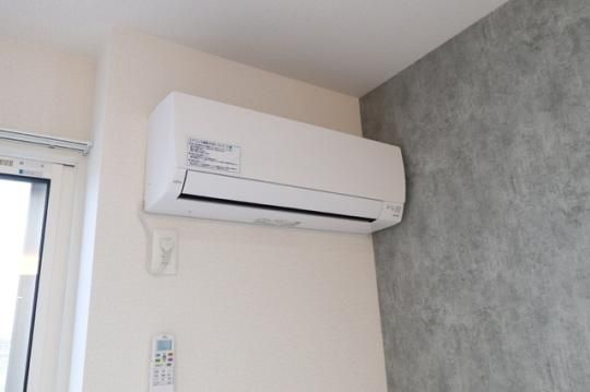 �y���̑��z�@�G�A�R��