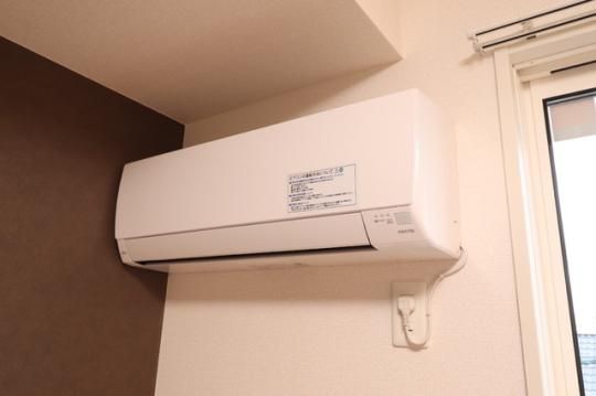 �y���̑��z�@�G�A�R��