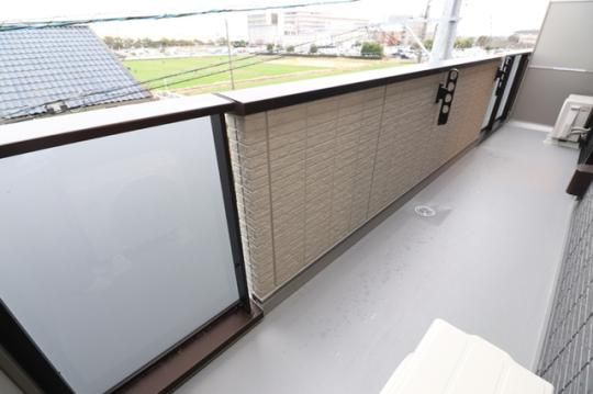 �y���̑��z�@�o���R�j�[