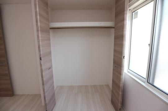 �y���̑��z�@201�@�N���[�[�b�g