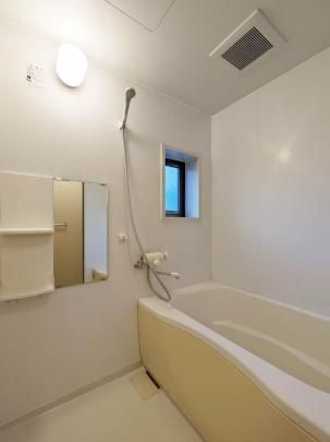 �y���̑��z�@�o�X�^�V�����[