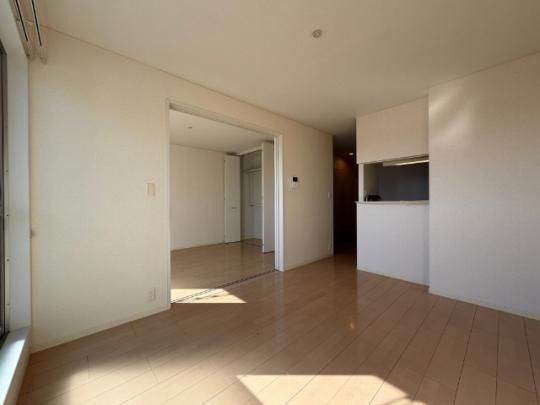 �y���̑��z�@���r���O