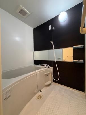 �y���̑��z�@�o�X�^�V�����[