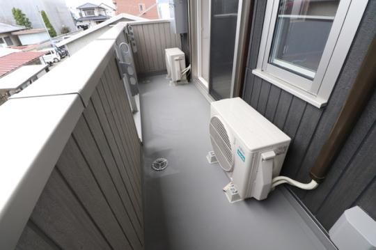 �y���̑��z�@�o���R�j�[