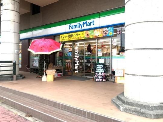【周辺】　ファミリーマート熊本動物園通り店：800m