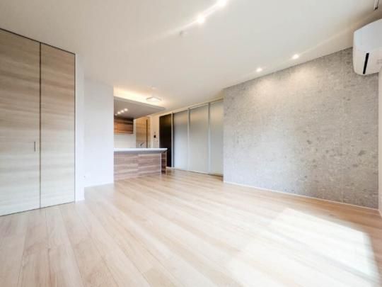 �y���̑��z�@���r���O