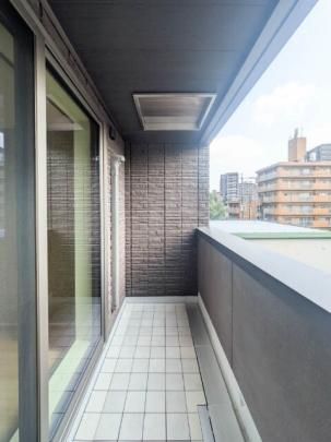 �y���̑��z�@�o���R�j�[