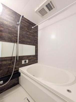 �y���̑��z�@�o�X�^�V�����[