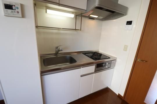 �y���̑��z�@205�L�b�`��