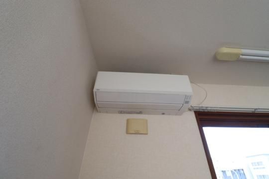 �y���̑��z�@205�G�A�R��