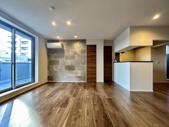 �y���̑��z�@���r���O