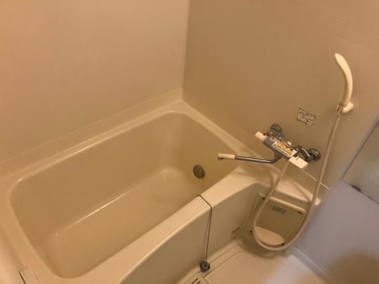 �y���̑��z�@�o�X�^�V�����[