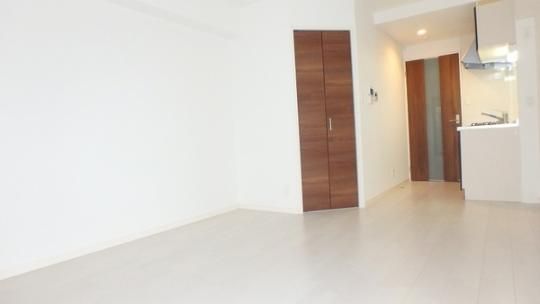 �y���̑��z�@���r���O